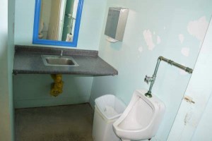Kidsgrove in Selinsgrove, bathroom before renovation 7